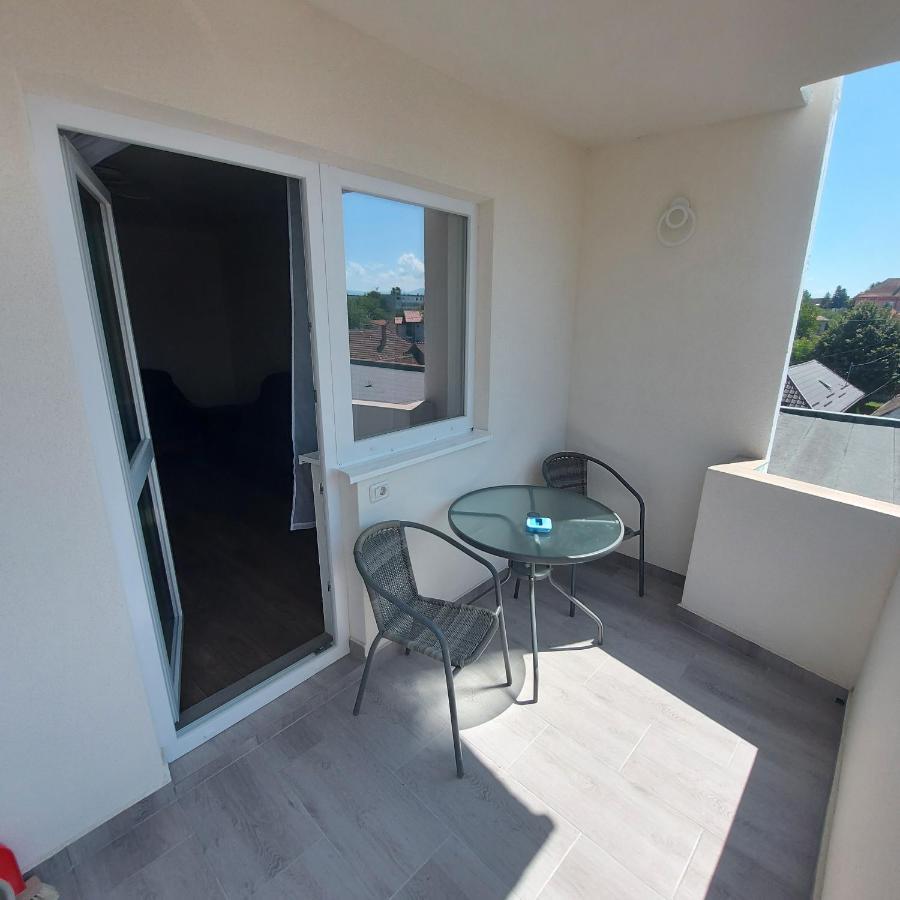 Apartament Antonias Făgăraş Esterno foto