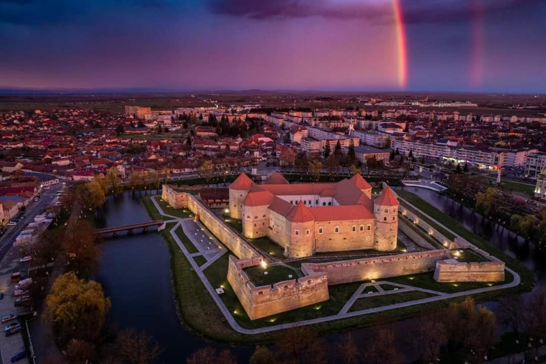 Apartament Antonias Făgăraş Esterno foto